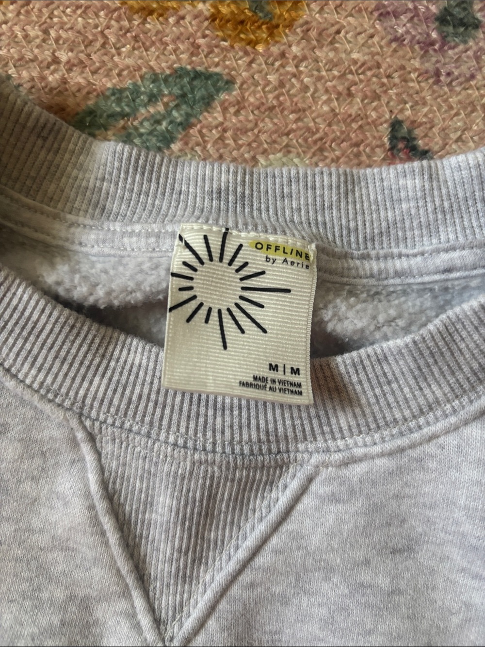 Offline/aerie Women's grey Cropped Crewneck Sweatshirt - Picture 2 of 2